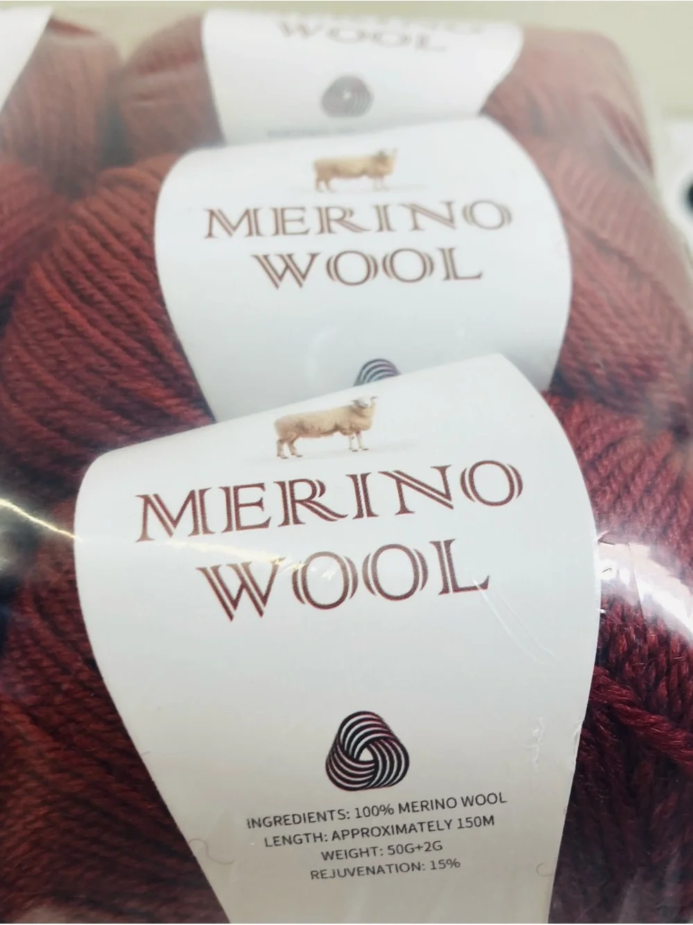6 NWT ~300g Mengchu 100% Merino Wool Yarn 6 Skeins Crisp color: Autumn Red